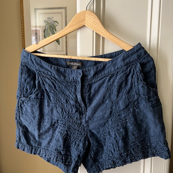 Assorted Linen Shorts - Picture 2 of 7
